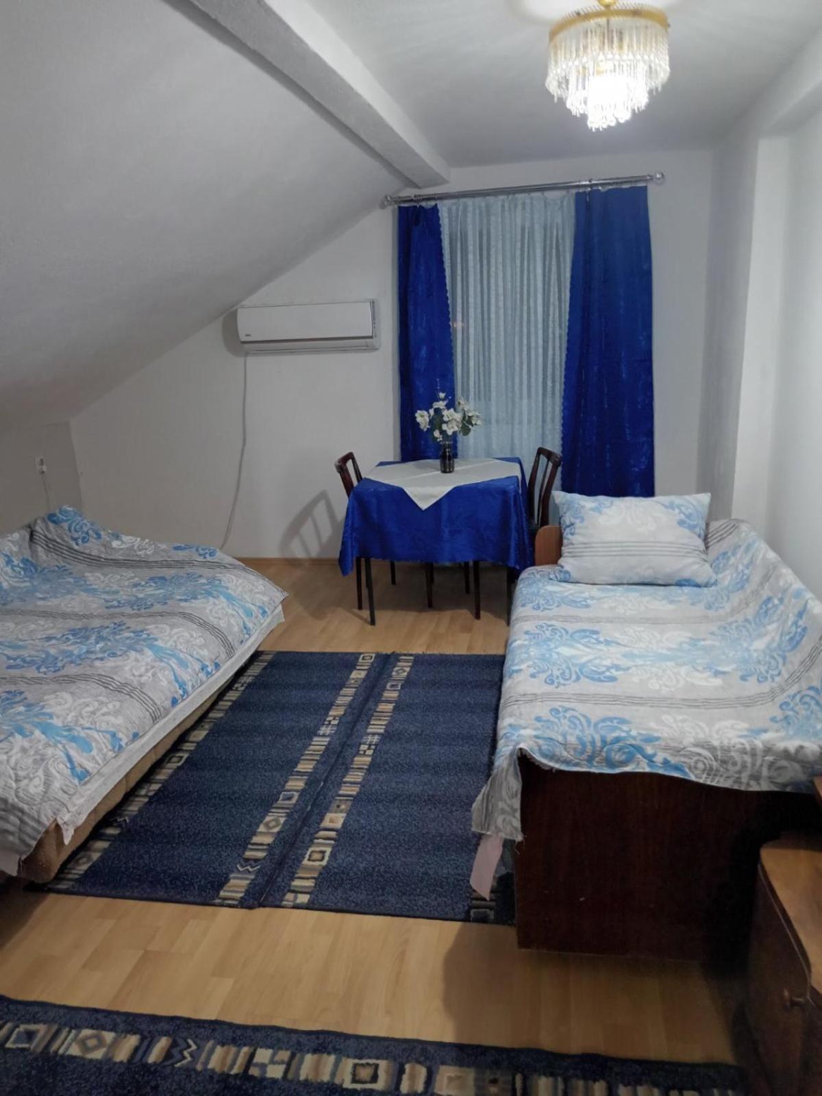 Guesthouse Sobi-Rooms Gradsko エクステリア 写真