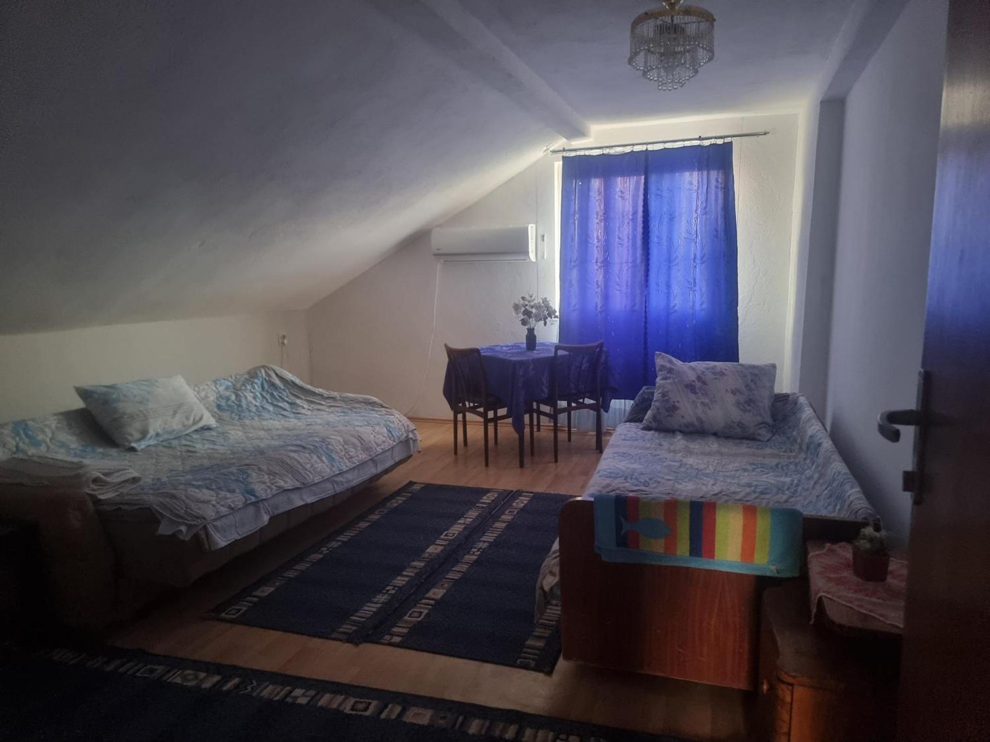 Guesthouse Sobi-Rooms Gradsko エクステリア 写真